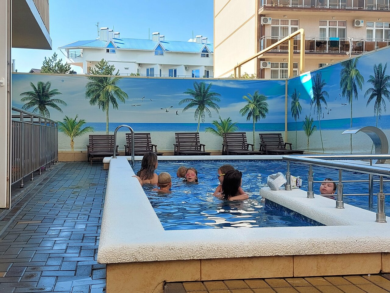 Гостиница КАРО Анапа-93