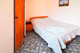 Гостиница КАРО Анапа 2-комнатный номер стандарт с балконом (Корпус 1)-1