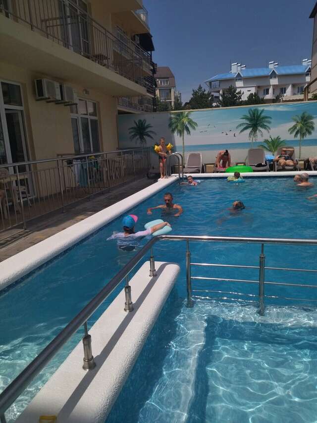 Гостиница КАРО Анапа-98